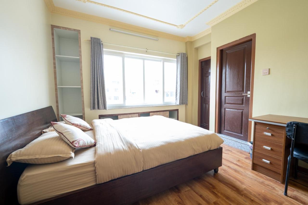 Shine Homestay Famille Francophone - Shine Home And Apartment Kathmandu Exterior foto