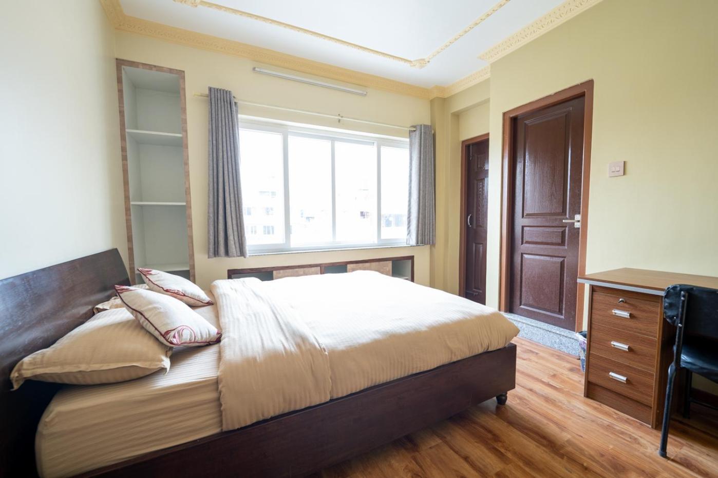 Shine Homestay Famille Francophone - Shine Home And Apartment Kathmandu Exterior foto